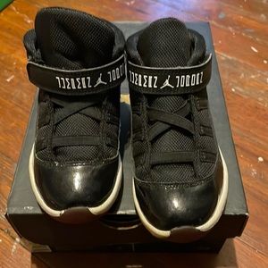 Toddlers/petits sneakers